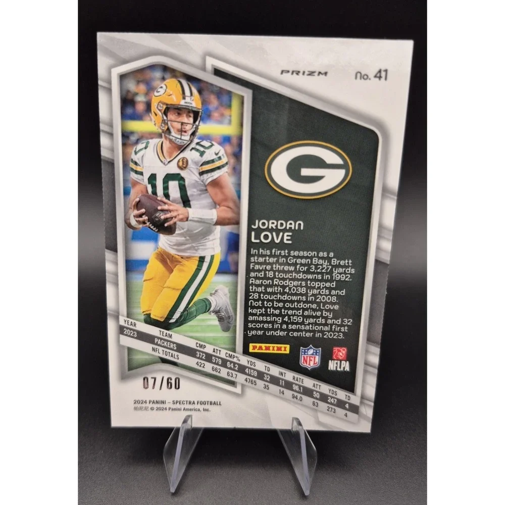 2024 Panini Spectra Jordan Love #41 Interstellar Prizm /60 Green Bay Packers